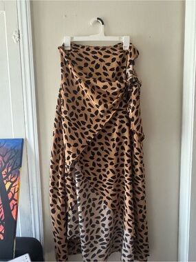 SHEIN Tan Maxi Skirt with Black Leaf Print